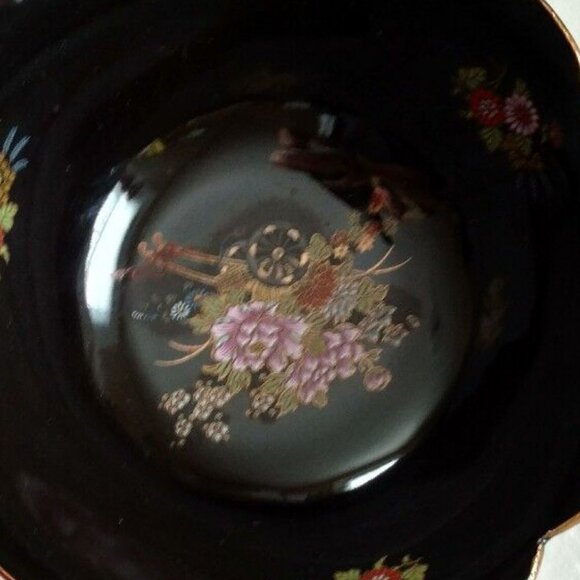 CHINESE Decorative PORCELAIN BOWL w/Black Glaze And Gold Motifs Signed - Picture 11 of 11